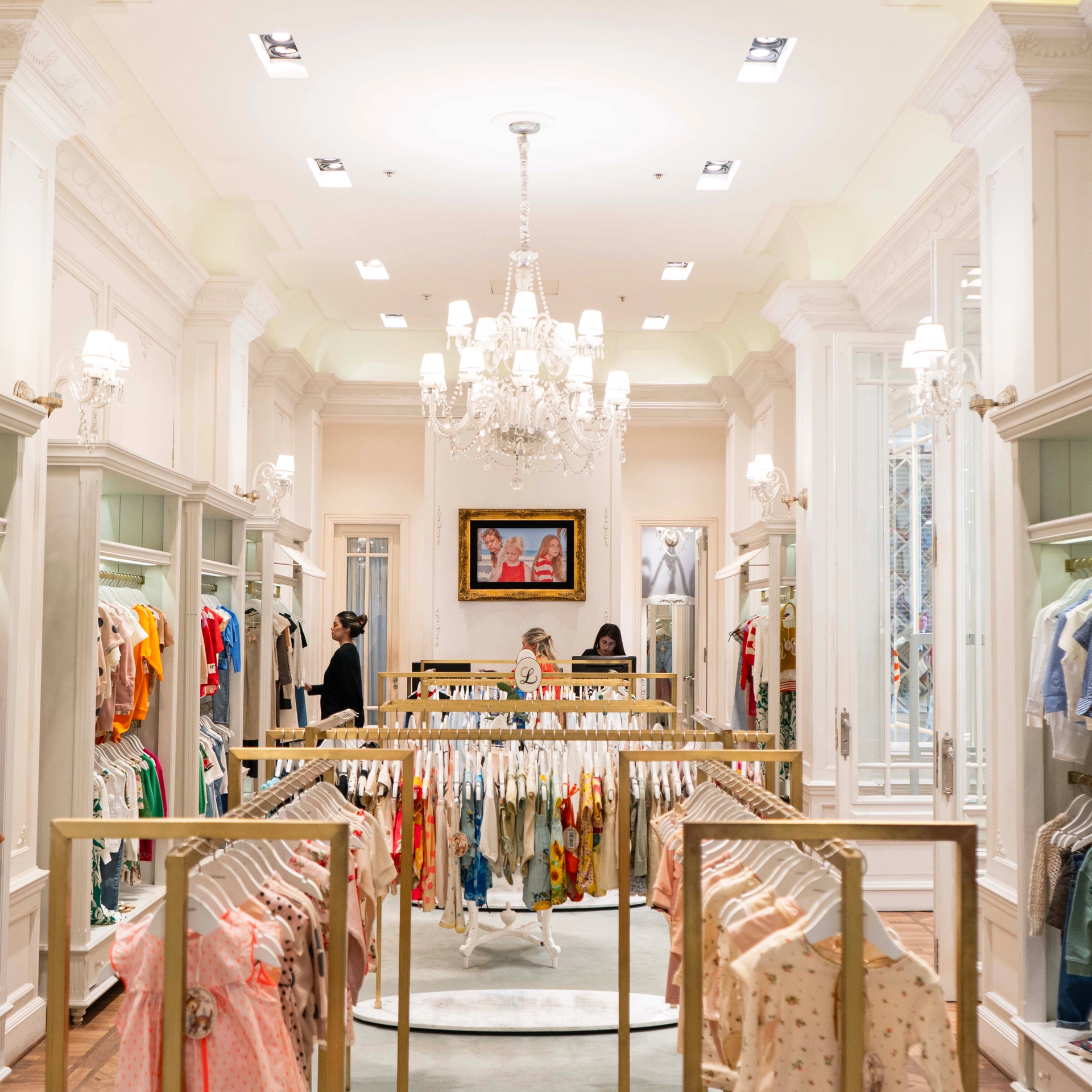 Encontra Little Akiabara en nuestro centro comercial